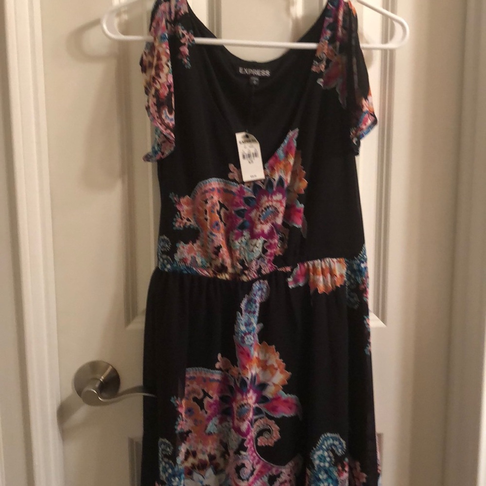 NWT Express paisley flutter sleeves dress small